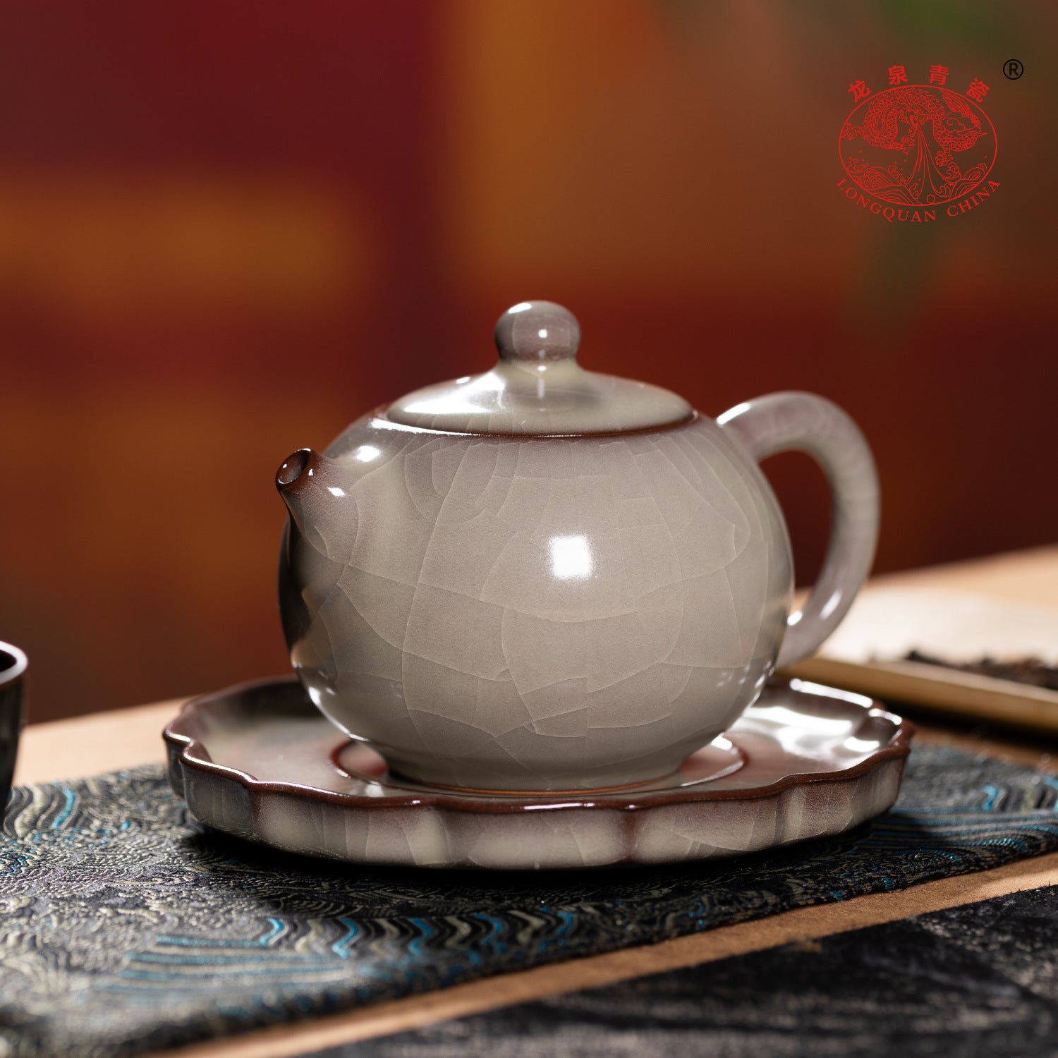 Handmade Longquan Celadon Gongfu Teapot with Stand 250ml - Image 2