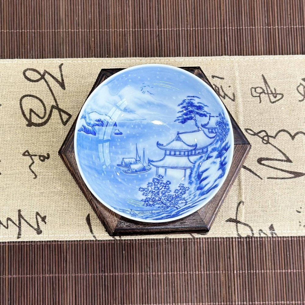 Hand-Painted Blue & White Snow Scene Pu-erh Tea Cup – Luxury Retro Chinese Gongfu Tea Cup, 3oz - Image 3