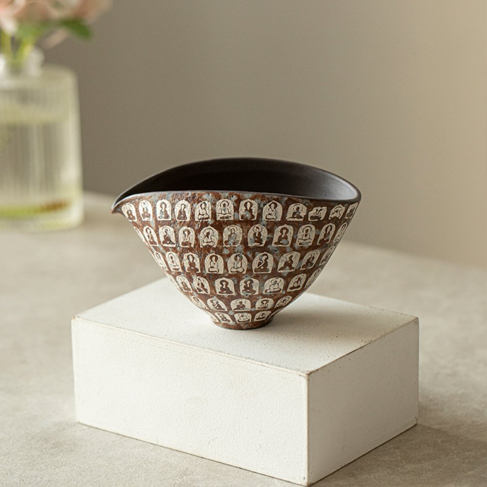 Vintage Thousand Buddha Ceramic Fairness Cup with Silver Accent – Handcrafted Gongfu Tea Pitcher - Image 8