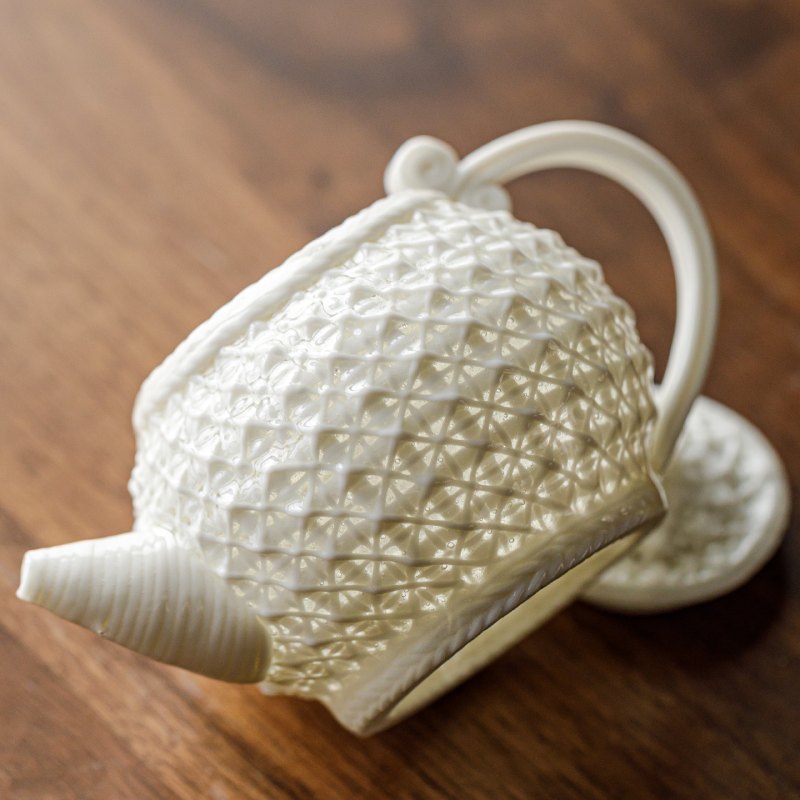 Handmade White Porcelain Woven Teapot 160ml - Image 4