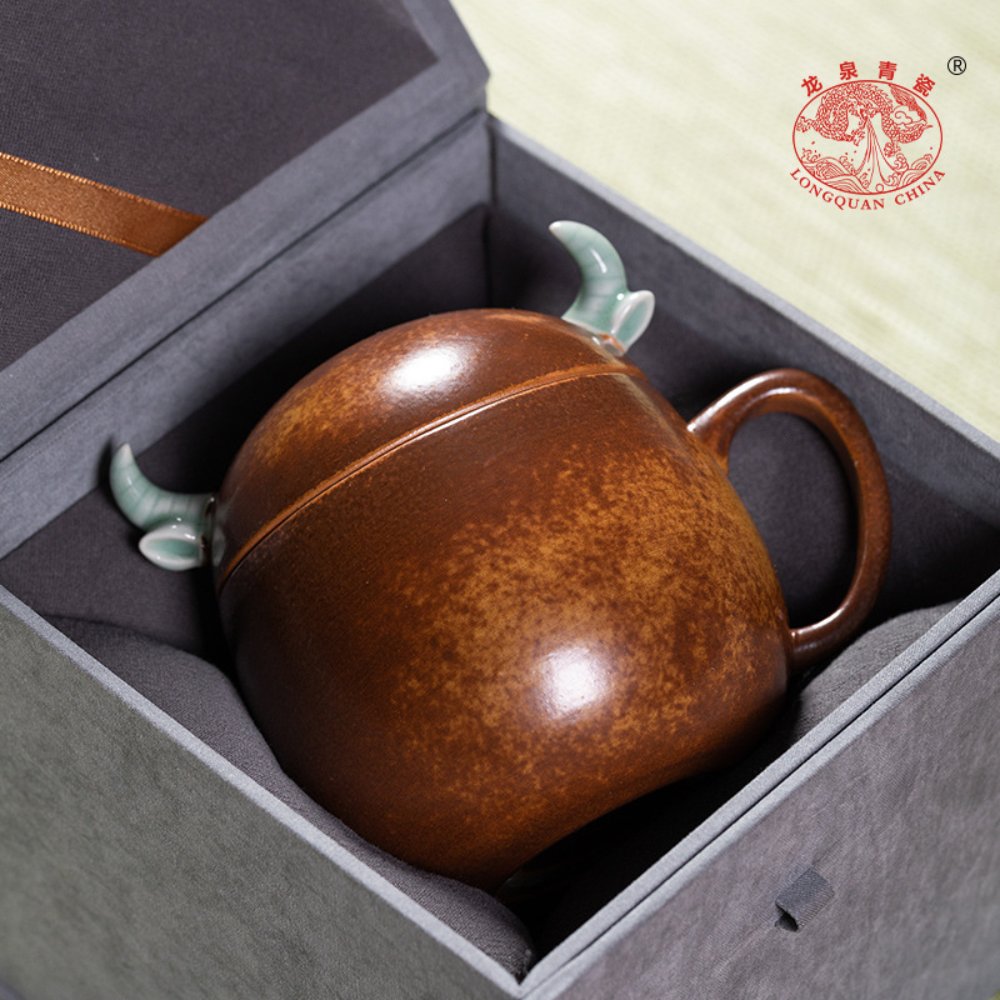 Longquan Celadon Tea Mug – Handmade Ceramic Cup with Oxhorn Lid, Perfect Gift - Image 6