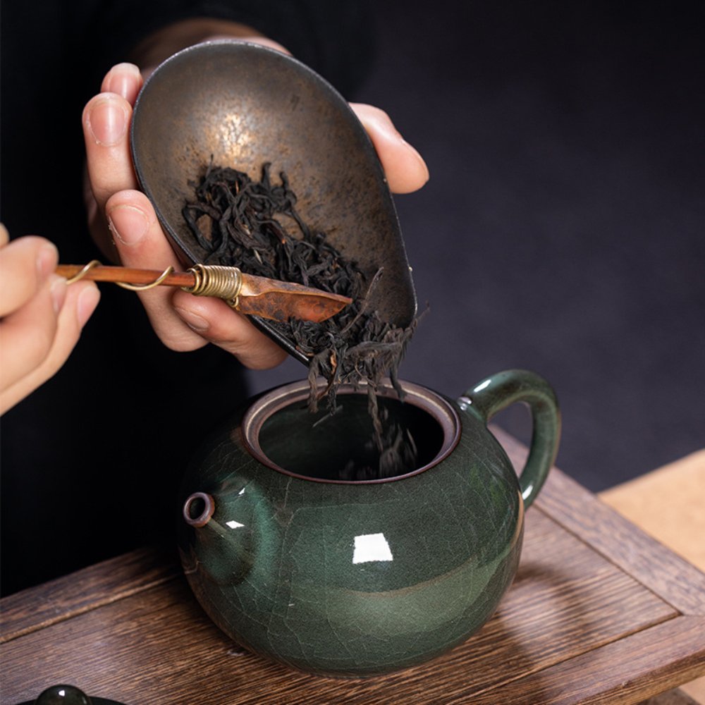 Longquan Celadon Iron-Core Cracked-Glaze Xishi Teapot Gift Box, 10 fl oz (300ML) - Image 4