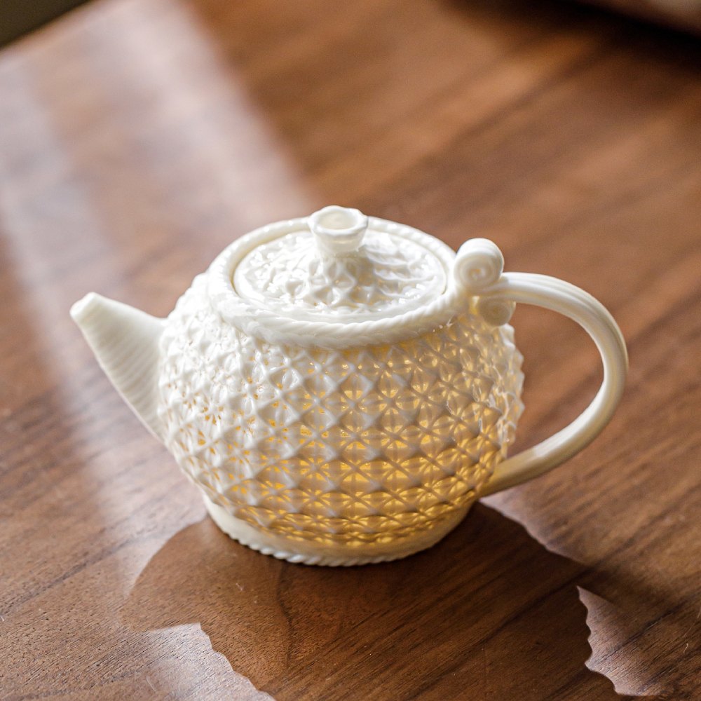 Handmade White Porcelain Woven Teapot 160ml