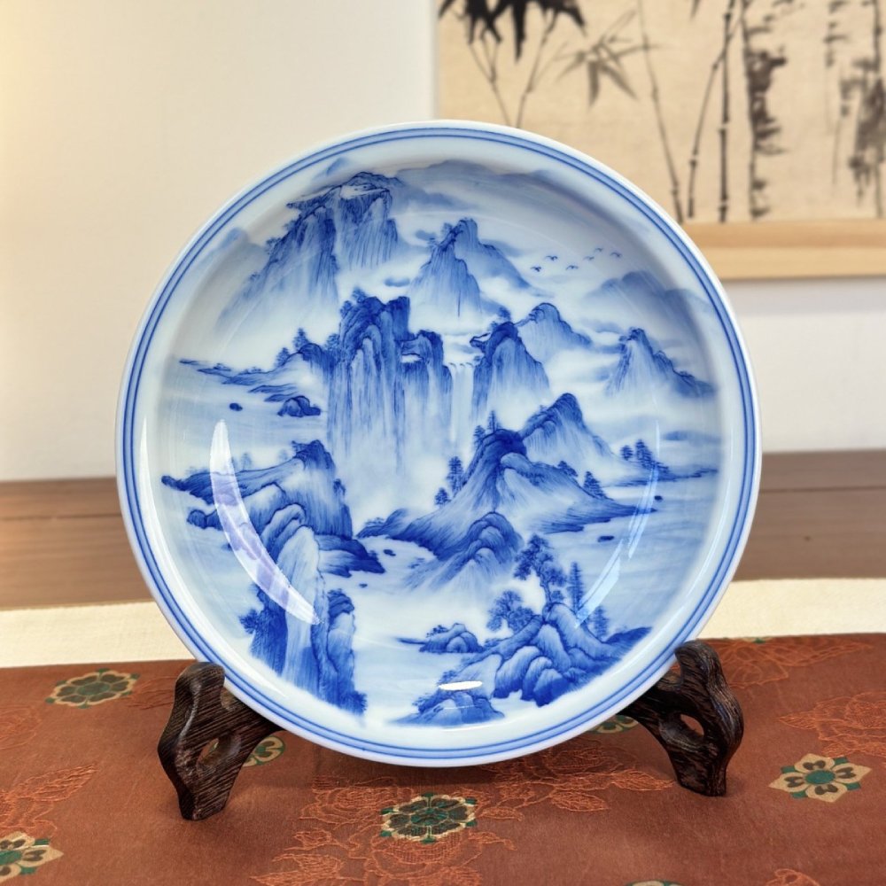 Hand-Painted Blue & White Gaiwan Tea Set – Jingdezhen Gongfu Porcelain (3-Piece) - Image 5